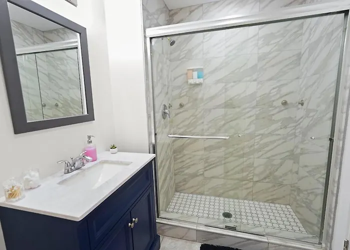 Business Leisure Smoke Ok 3br Near Mccormick *