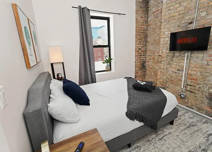 Business Leisure Smoke Ok 3br Near Mccormick Apartment *